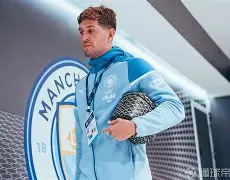 赛地聚焦:社区盾今夜热度飙升,勒沃库森复出首秀,信心回归,身体对抗强度拉满 赛地聚焦:社区盾今夜热度飙升,勒沃库森复出首秀,信心回归,身体对抗强度拉满